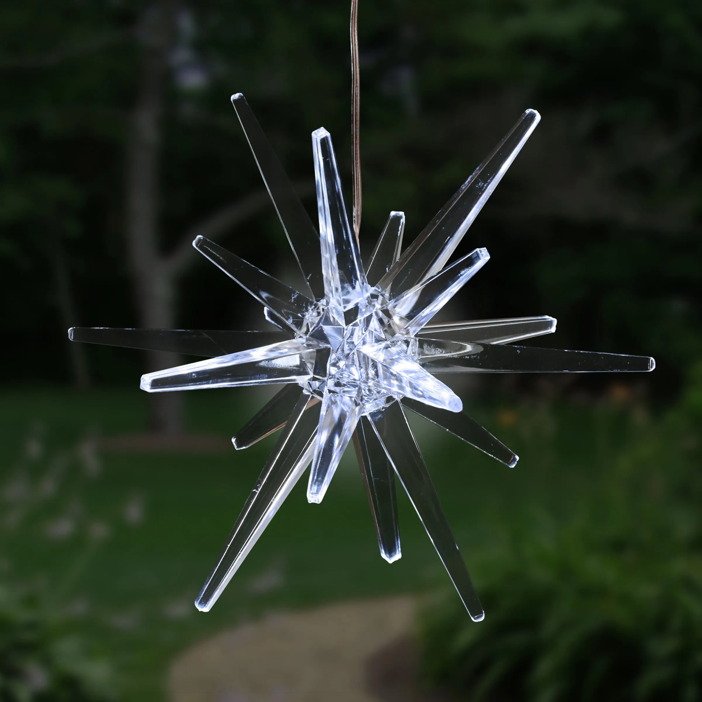 Solar Acrylic Hanging Star Garden Decor with White LED light, 8 by 28 inches