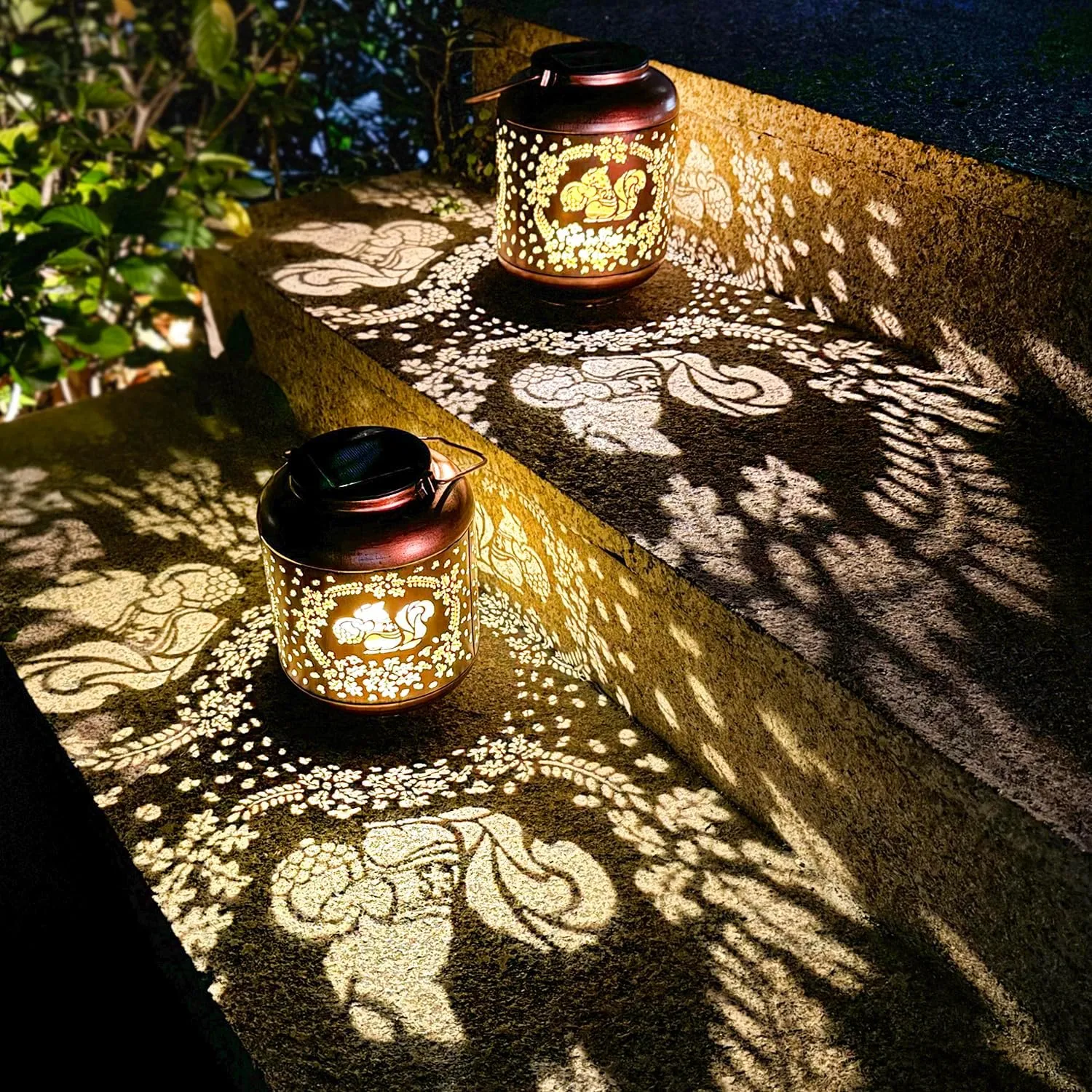 Solar Lanterns with LED Lights, Waterproof Outdoor Metal Decor for Yard, Patio, Lawn, Pathway & Tabletop