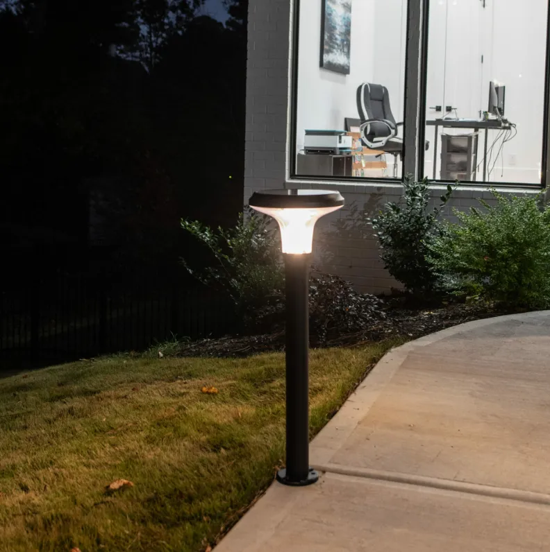 Vantage Bollard Solar Pathway Light, 200 Lumens, 4.5 Watts, 2700K CCT